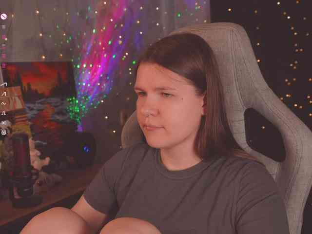 cutesoneckaaa webcam