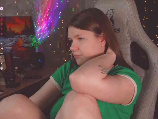 cutesoneckaaa webcam