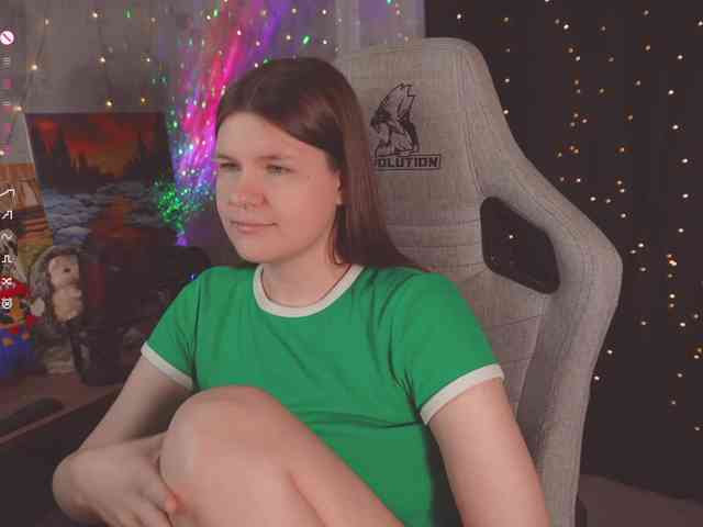 cutesoneckaaa webcam