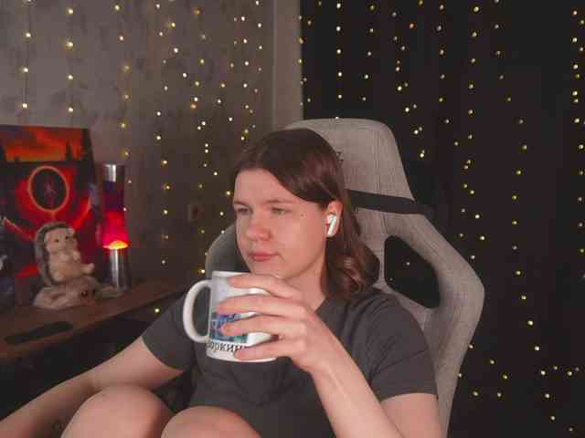 cutesoneckaaa webcam