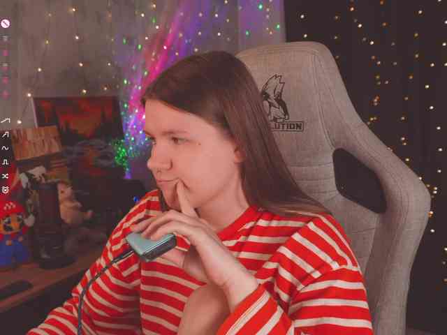 cutesoneckaaa webcam