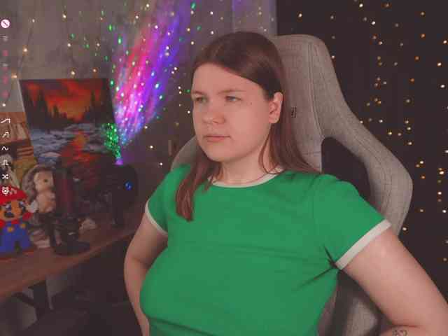 cutesoneckaaa webcam