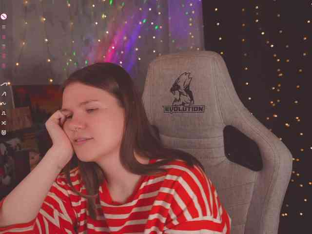 cutesoneckaaa webcam