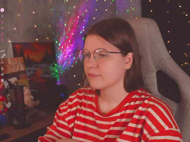 cutesoneckaaa webcam