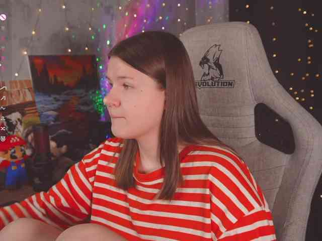 cutesoneckaaa webcam