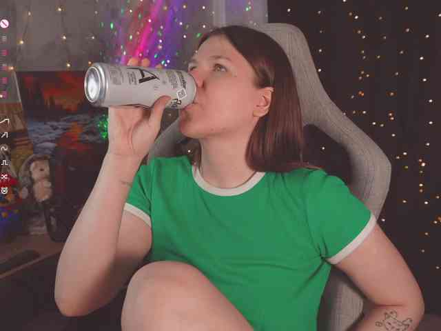 cutesoneckaaa webcam