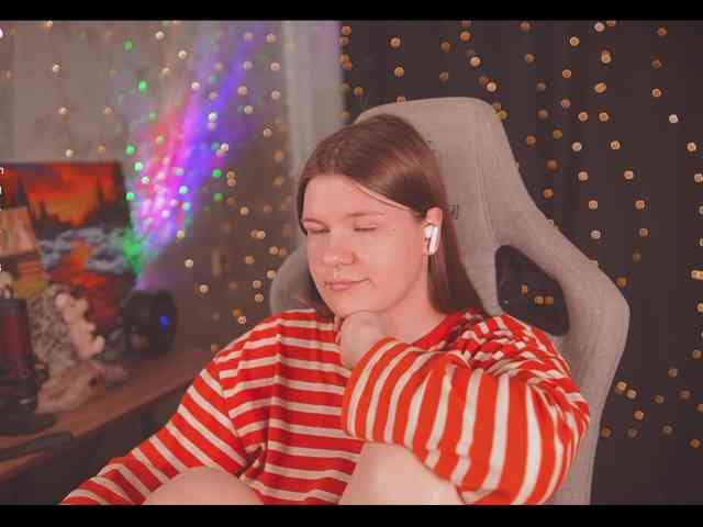 cutesoneckaaa webcam