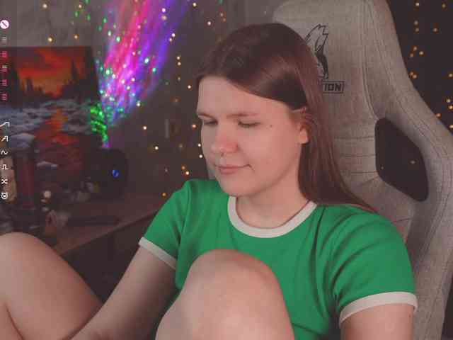 cutesoneckaaa webcam