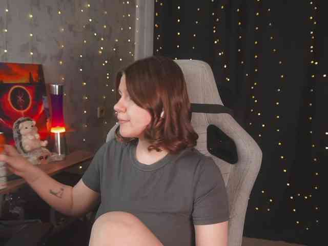 cutesoneckaaa webcam