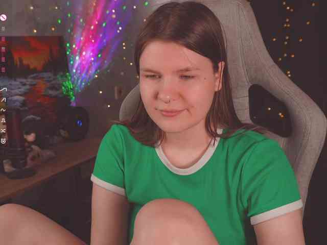 cutesoneckaaa webcam