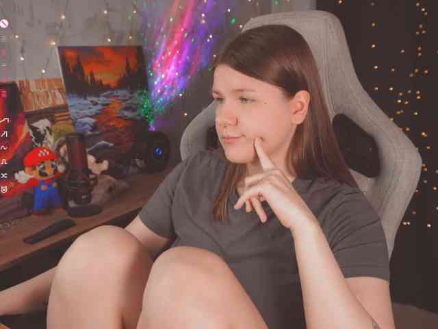 cutesoneckaaa webcam