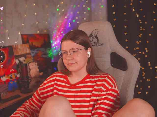 cutesoneckaaa webcam