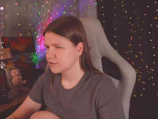 cutesoneckaaa webcam