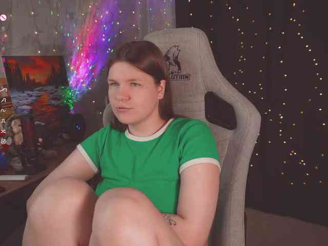 cutesoneckaaa webcam