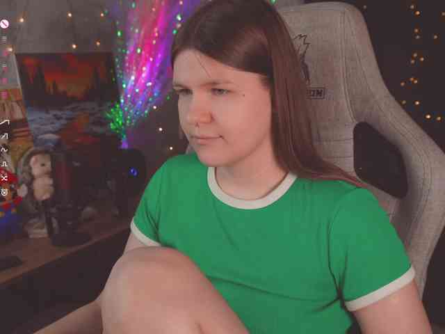 cutesoneckaaa webcam