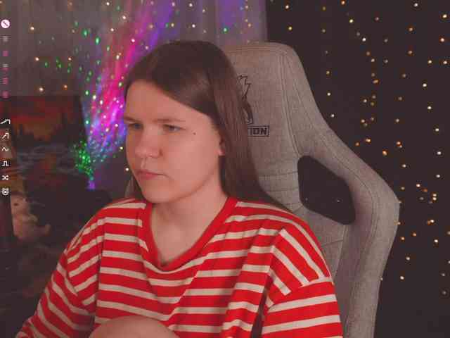 cutesoneckaaa webcam