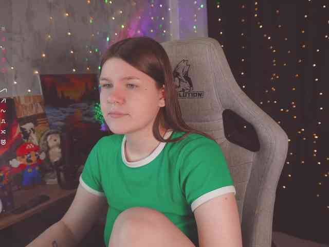 cutesoneckaaa webcam