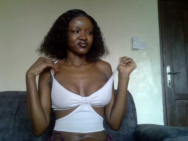 Sleakpetit69 live webcam show