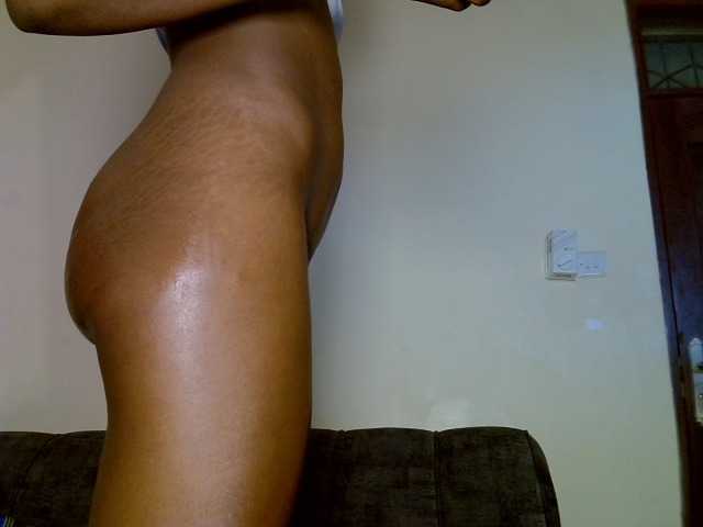 Sleakpetit69 live cam on BongaCams