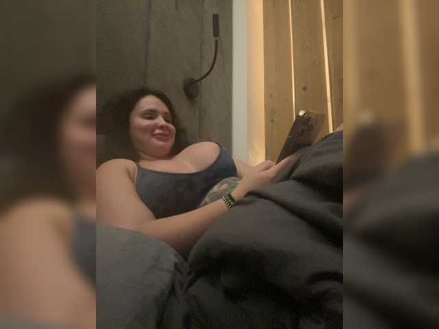 golden-cobra99 live cam on BongaCams