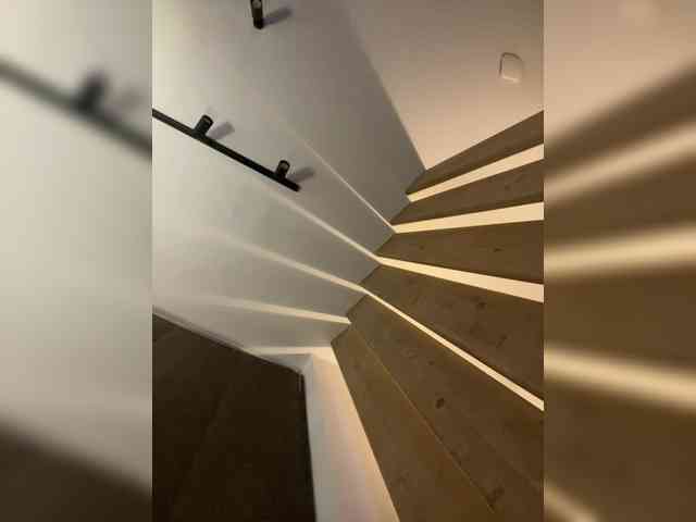 golden-cobra99 webcam