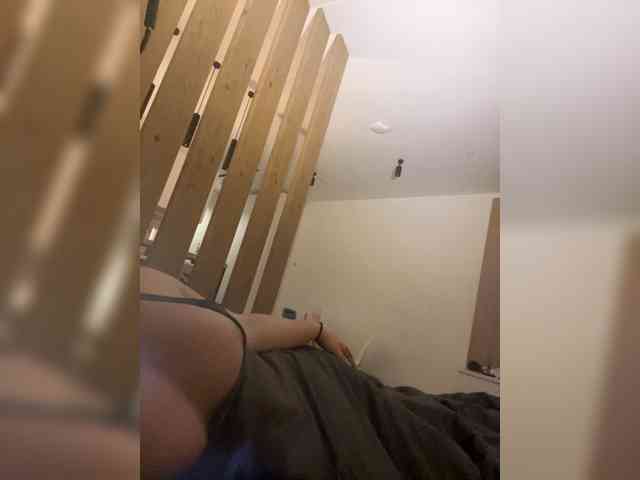 golden-cobra99 webcam