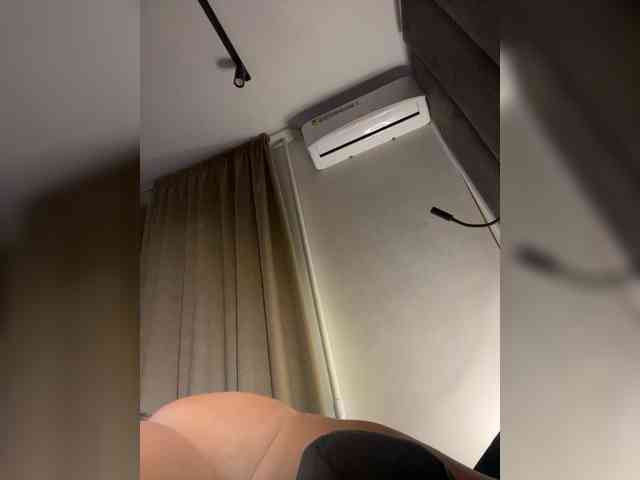 golden-cobra99 Live Webcam on BongaCams