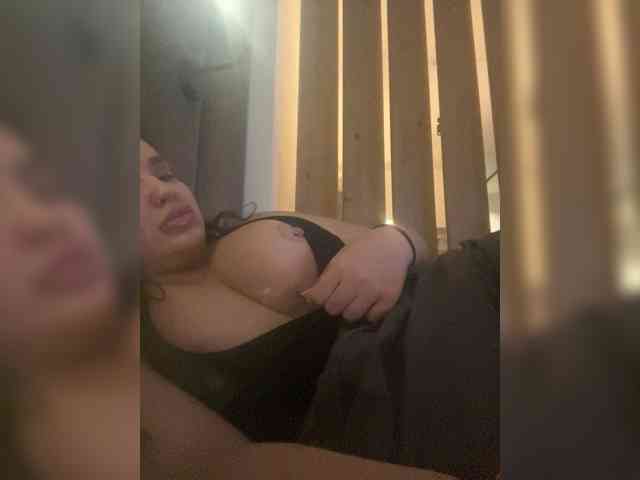 golden-cobra99 webcam