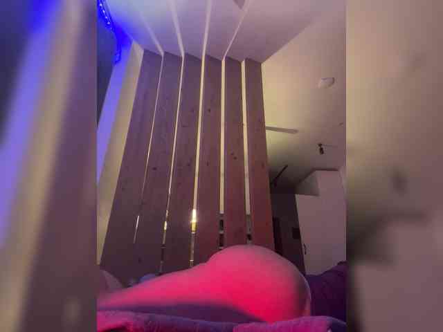 golden-cobra99 webcam