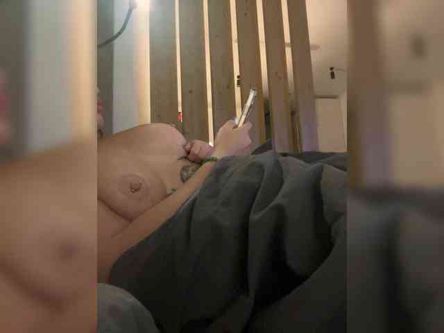 golden-cobra99 webcam