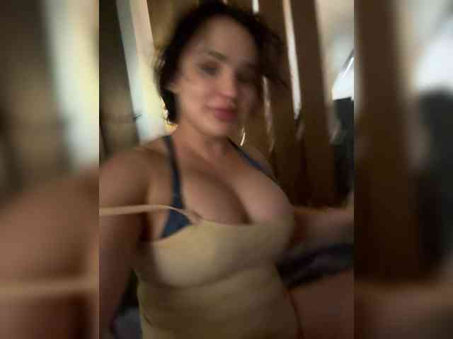 golden-cobra99 webcam