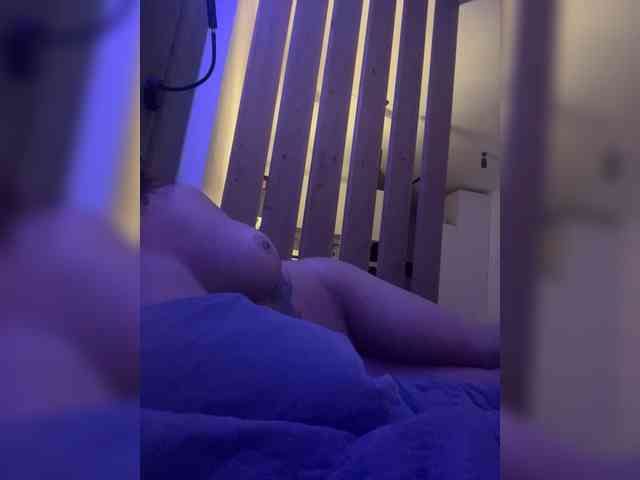 golden-cobra99 webcam