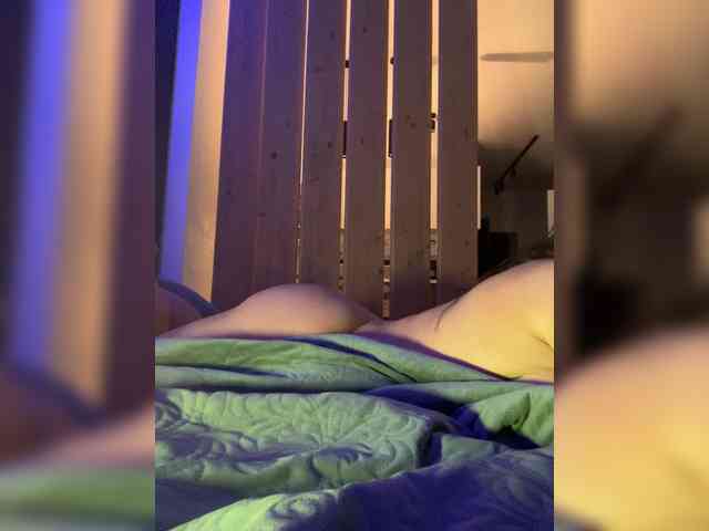 golden-cobra99 webcam