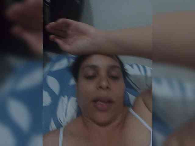 Caneloves webcam