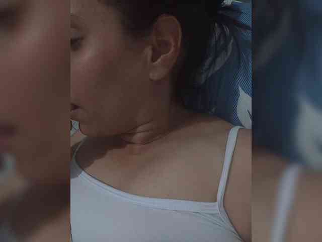Caneloves webcam