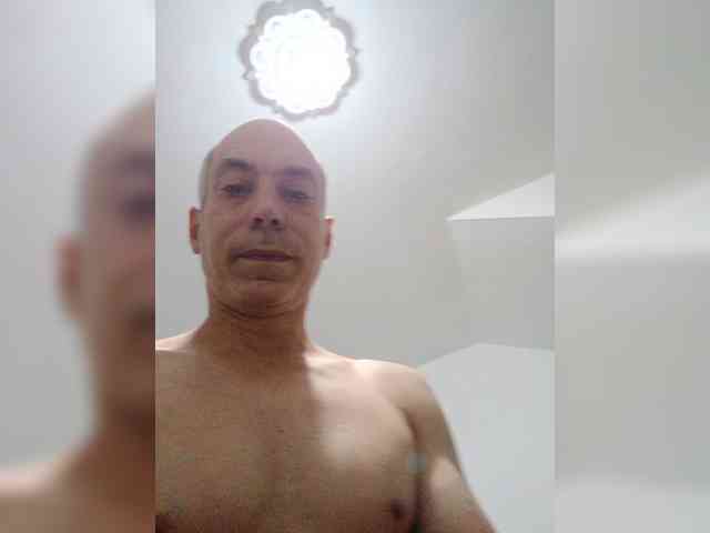 Caneloves webcam