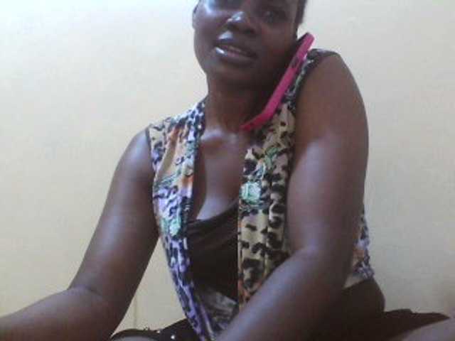 Beexy live cam on BongaCams