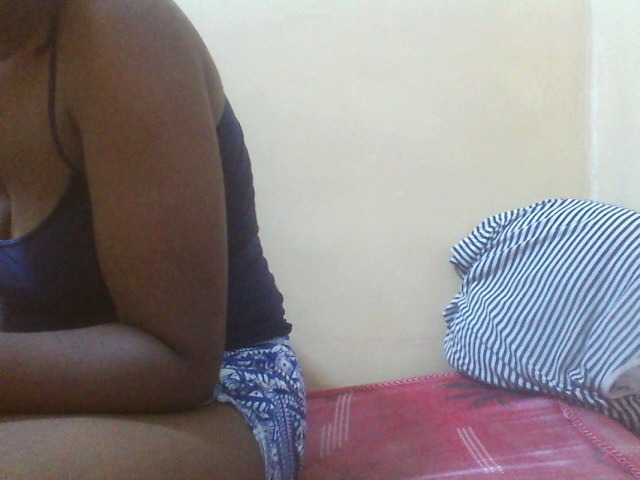 Beexy live cam on BongaCams