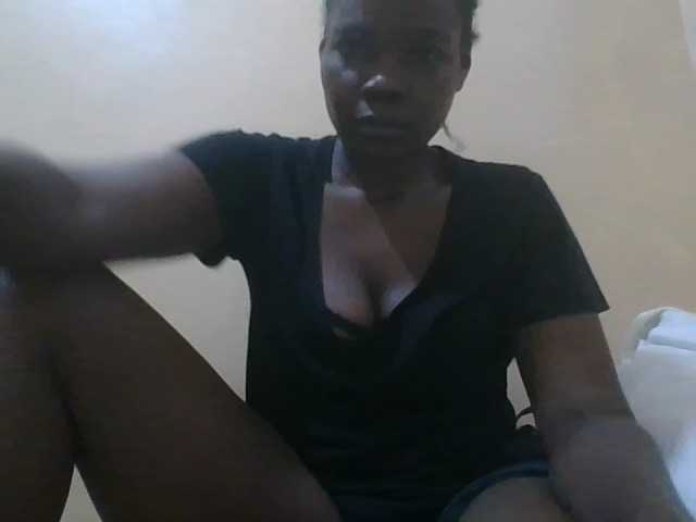 Beexy live cam on BongaCams