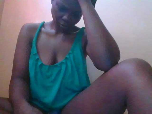 Beexy, en vivo ahora en BongaCams