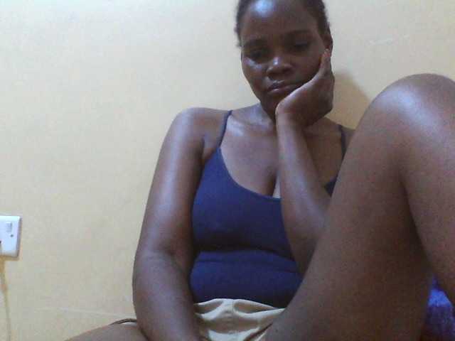 Beexy live cam on BongaCams