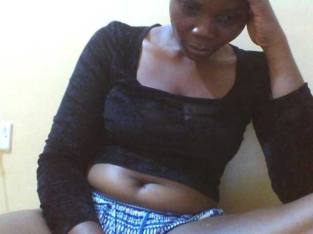 Beexy, live now on BongaCams
