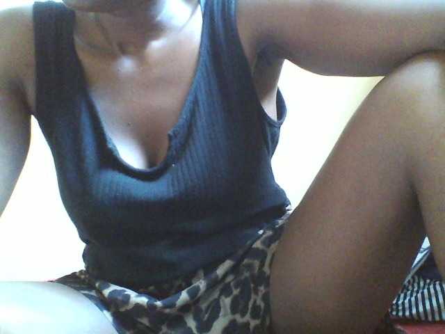 Beexy live cam on BongaCams