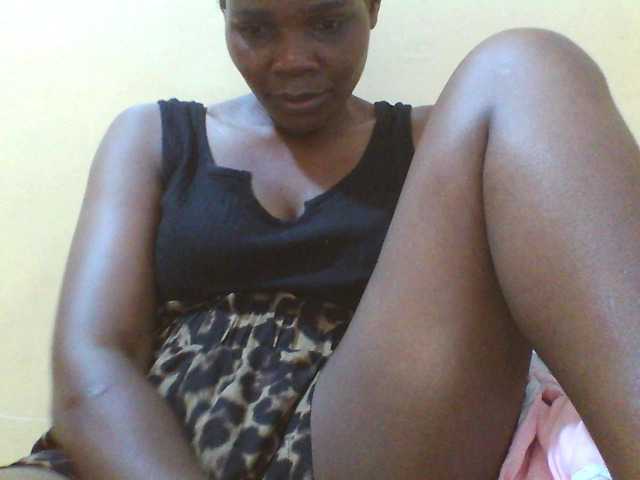 Beexy live cam on BongaCams