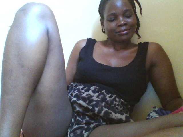 Beexy live cam on BongaCams