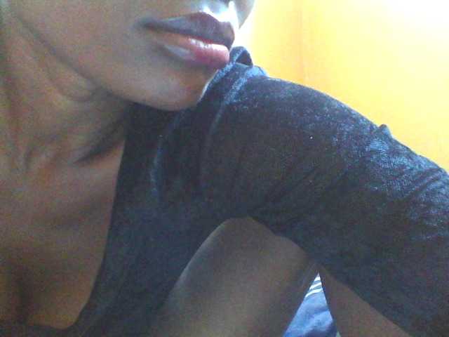 Beexy, en directo ahora en BongaCams