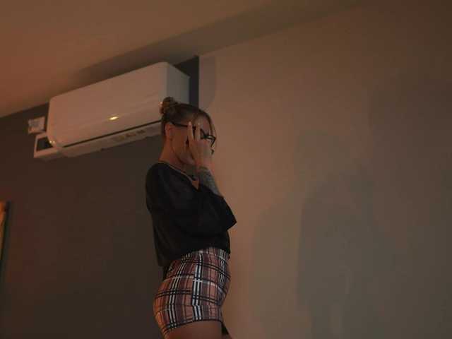 EvelynEvyy
