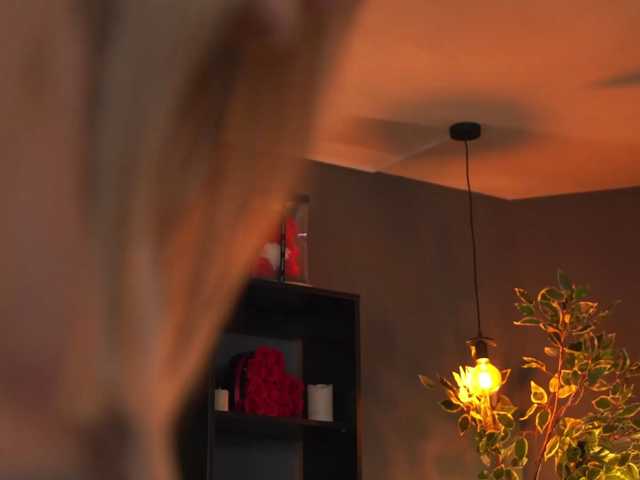 EvelynEvyy live cam on BongaCams