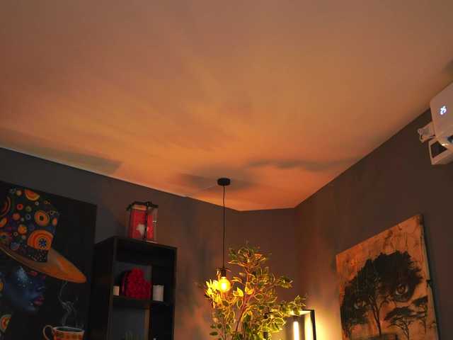 EvelynEvyy live cam preview