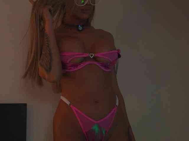 Modella: EvelynEvyy